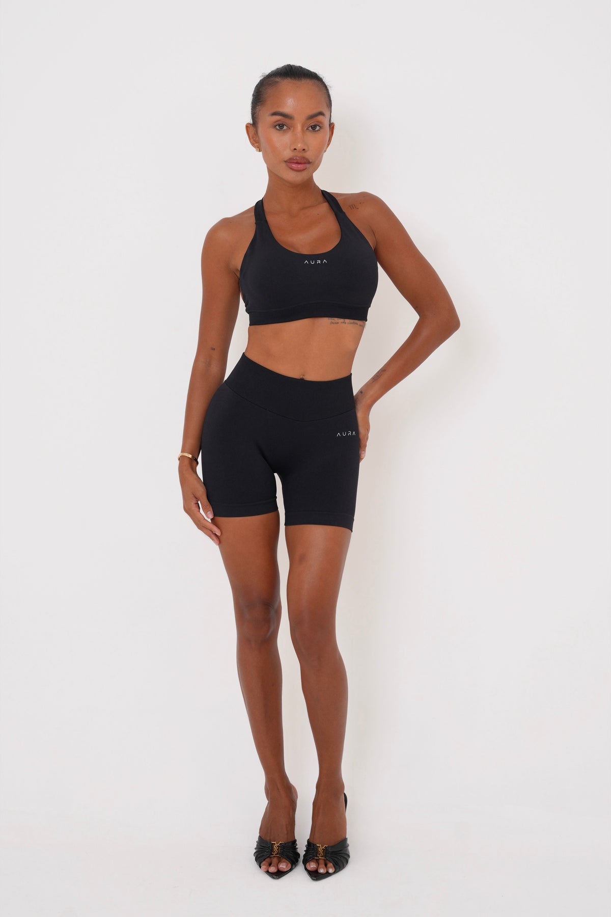 Form Scrunch Shorts, Black