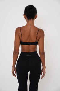 Form Fine Strappy Bra — Black