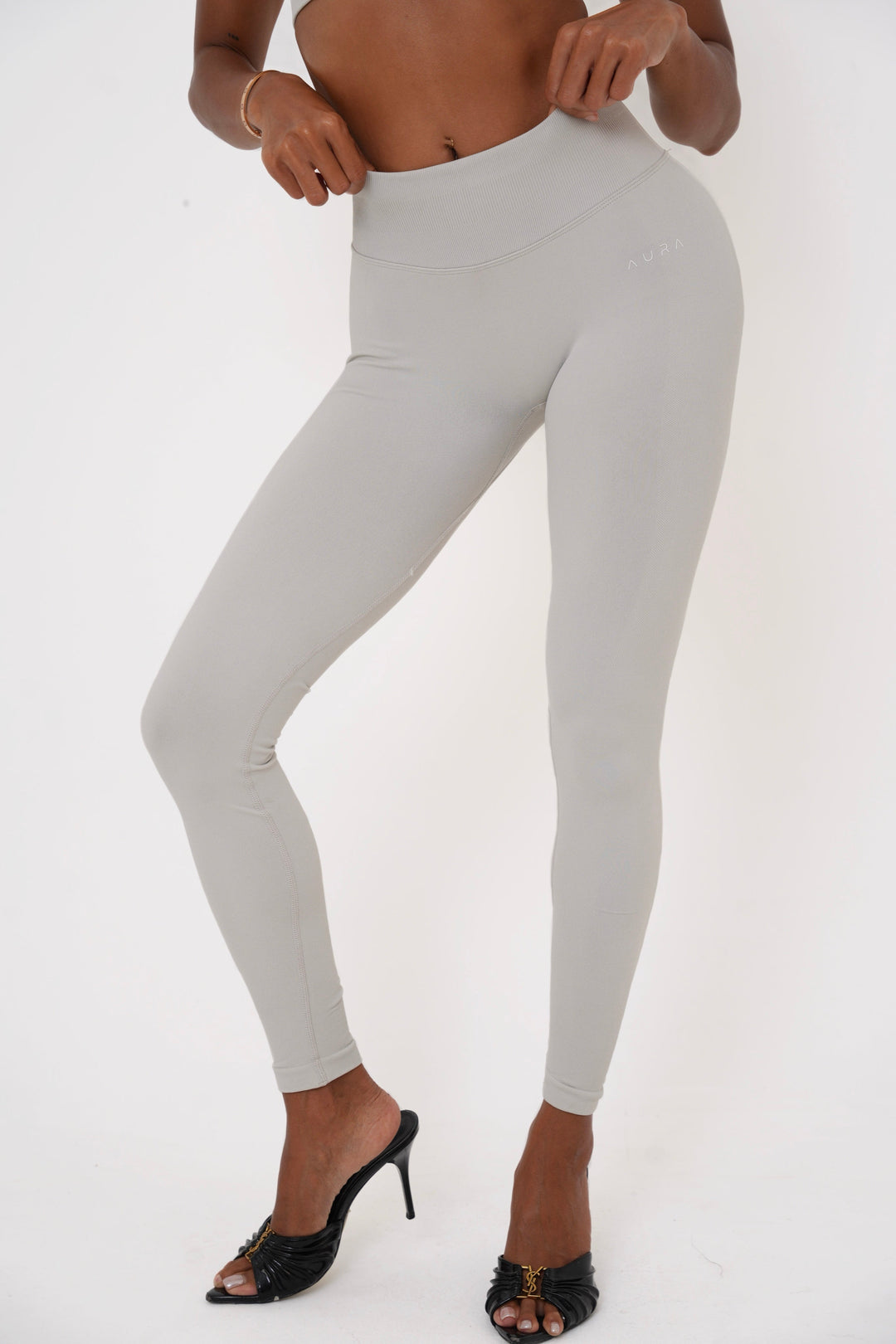 Form Scrunch Leggings, Ivory