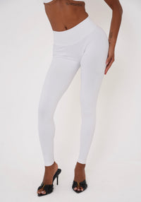 Form Scrunch Leggings, White