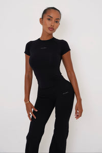 Form Short Sleeve — Black