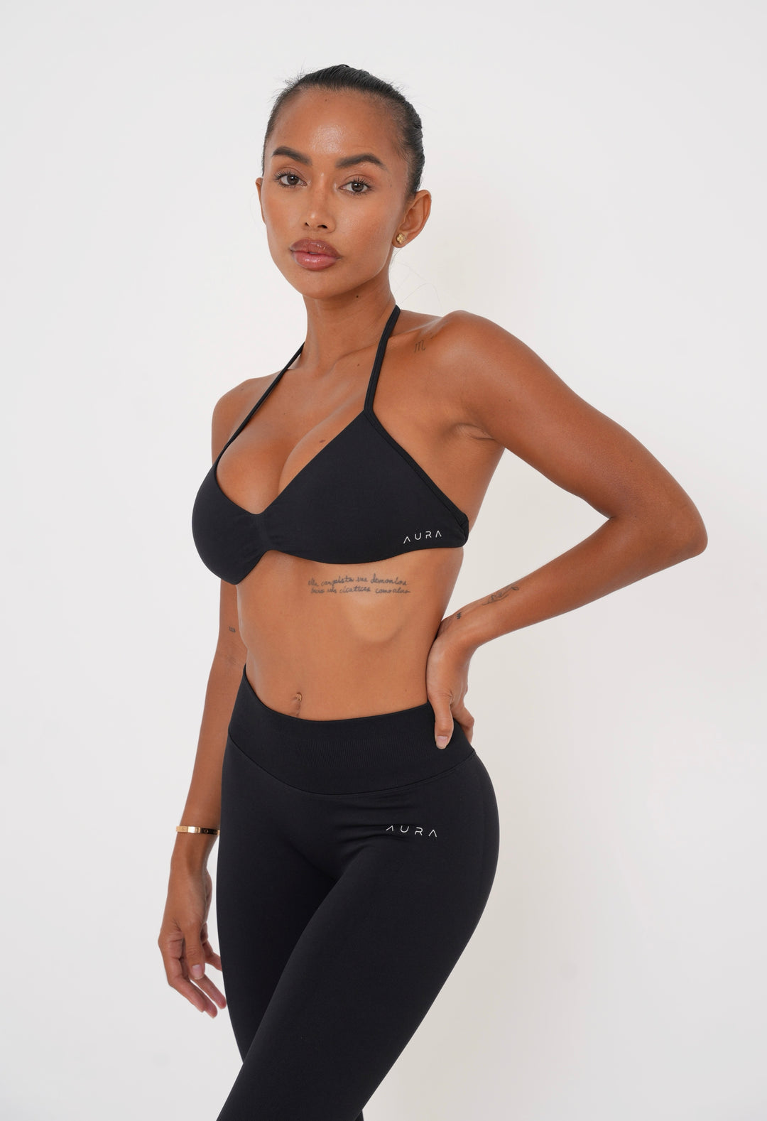 Form Strappy Bra — Black