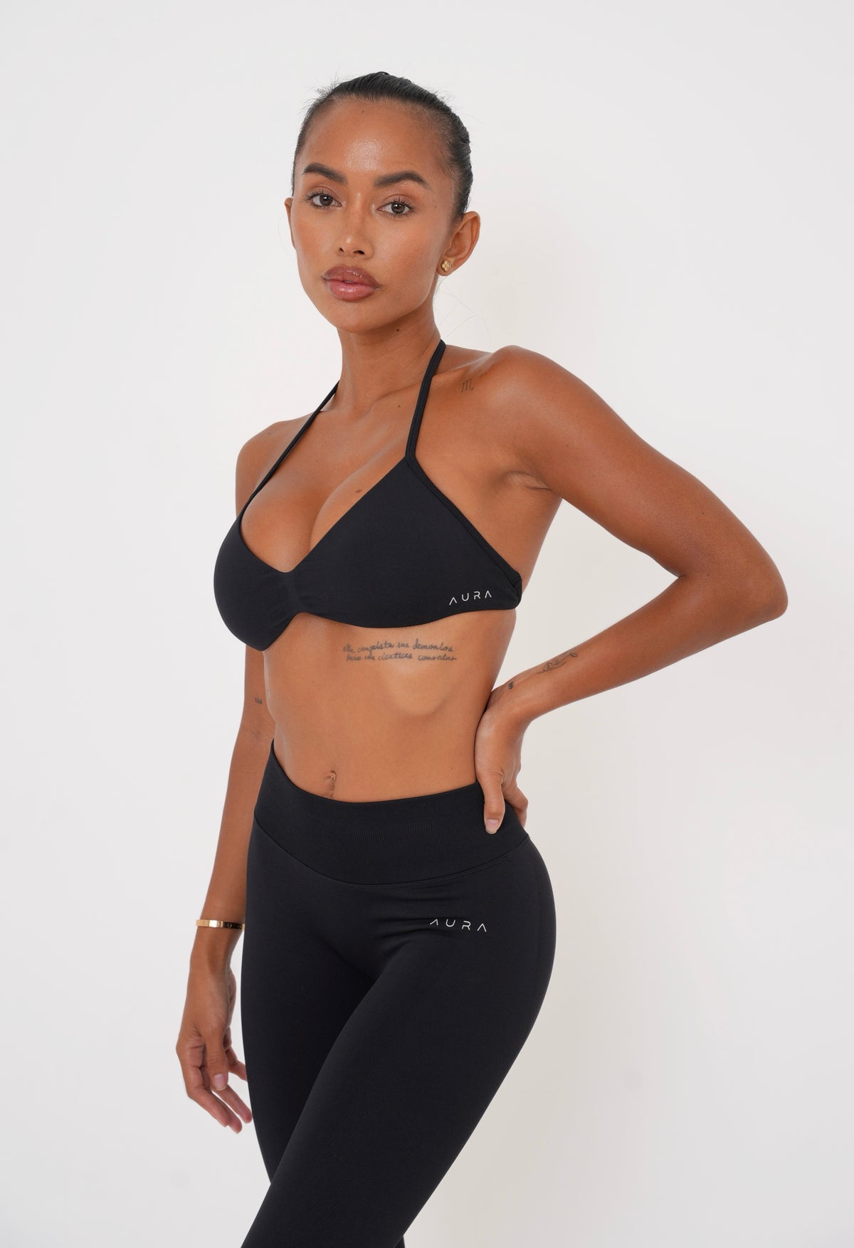 Form Strappy Bra — Black
