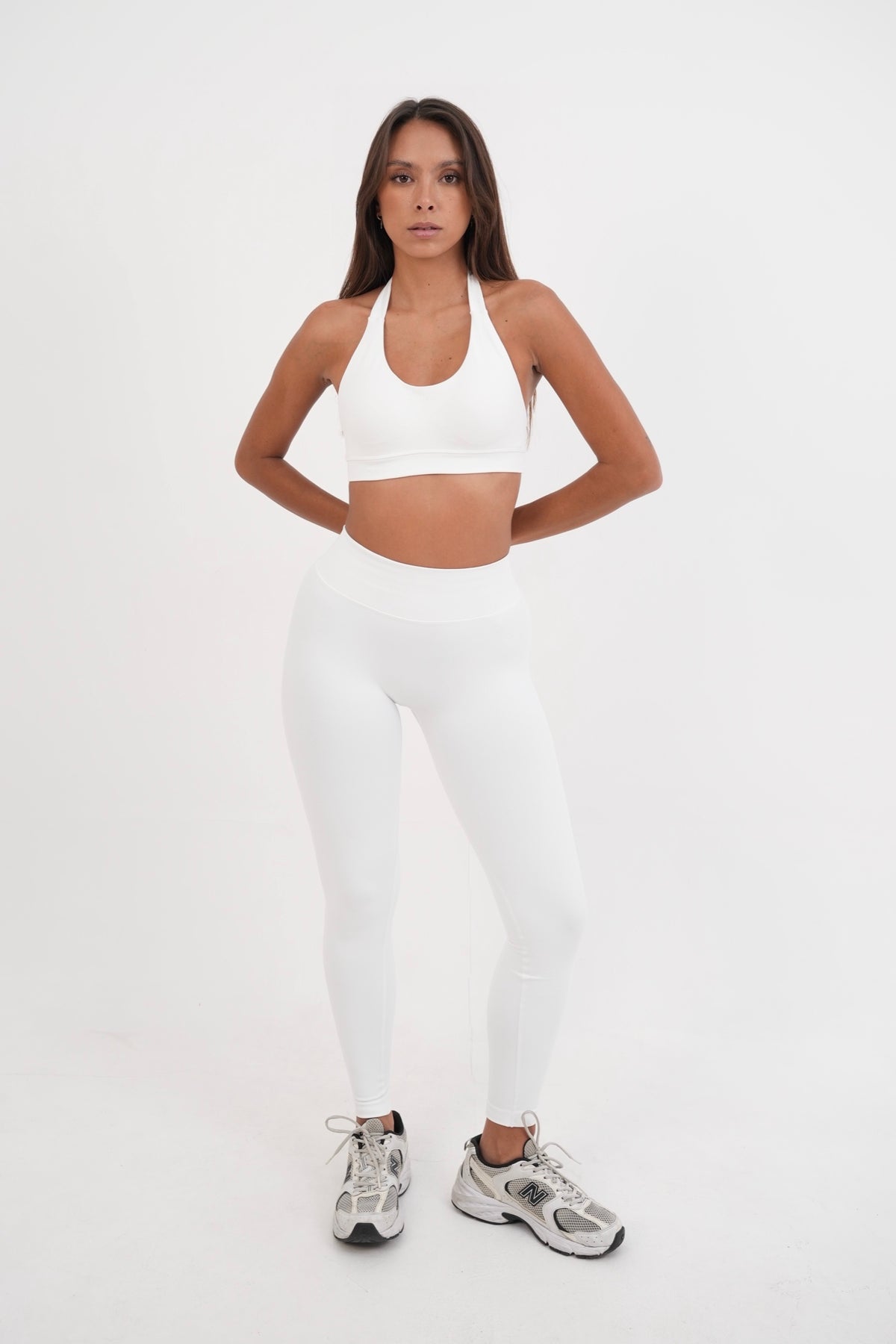 Form V Waist Scrunch Leggings, White