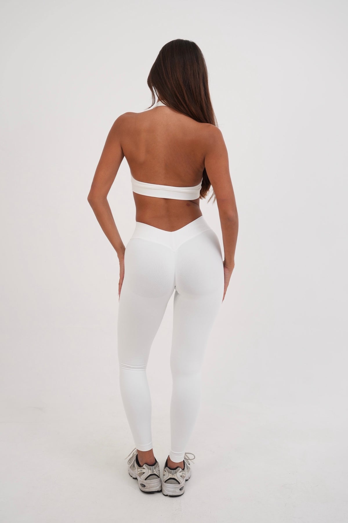 Form V Waist Scrunch Leggings, White